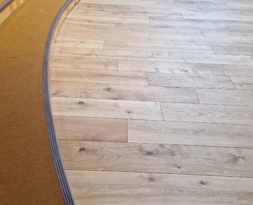 Eiche-select-Kirche3